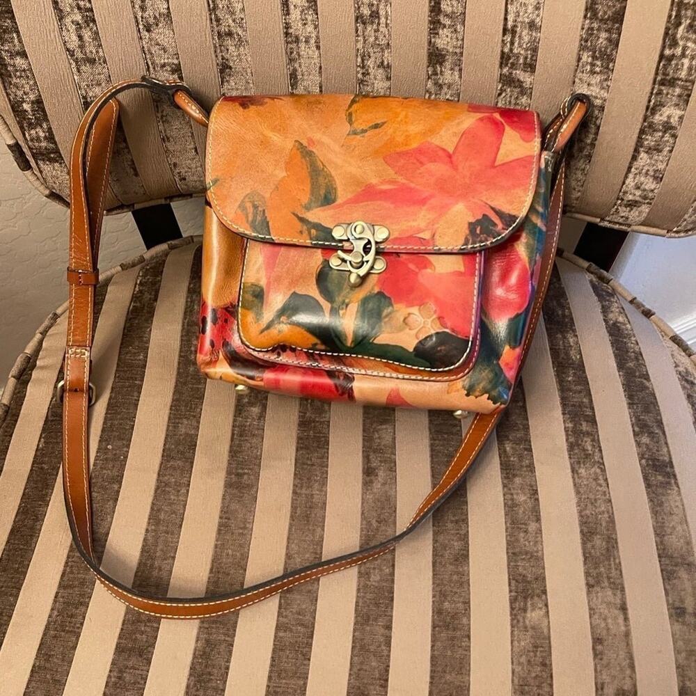 Patricia Nash 10th Anniversary Leandra Flap leather shoulder bag NEW